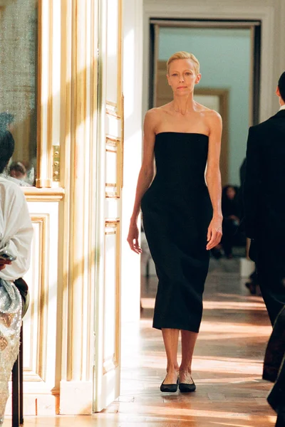 Look 12